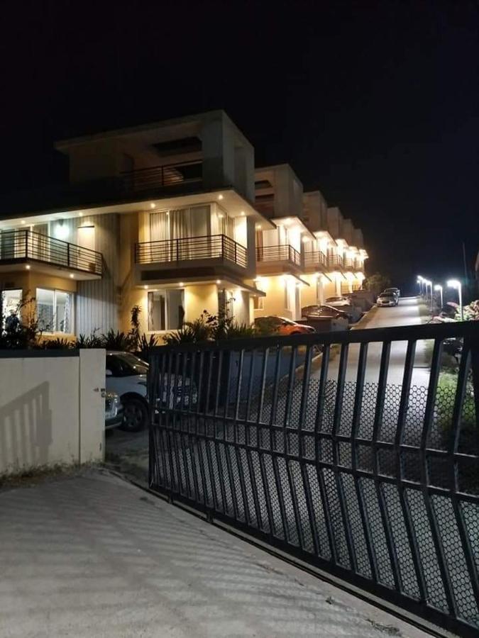 Royal Meadows - Igatpuri Bungalow B エクステリア 写真