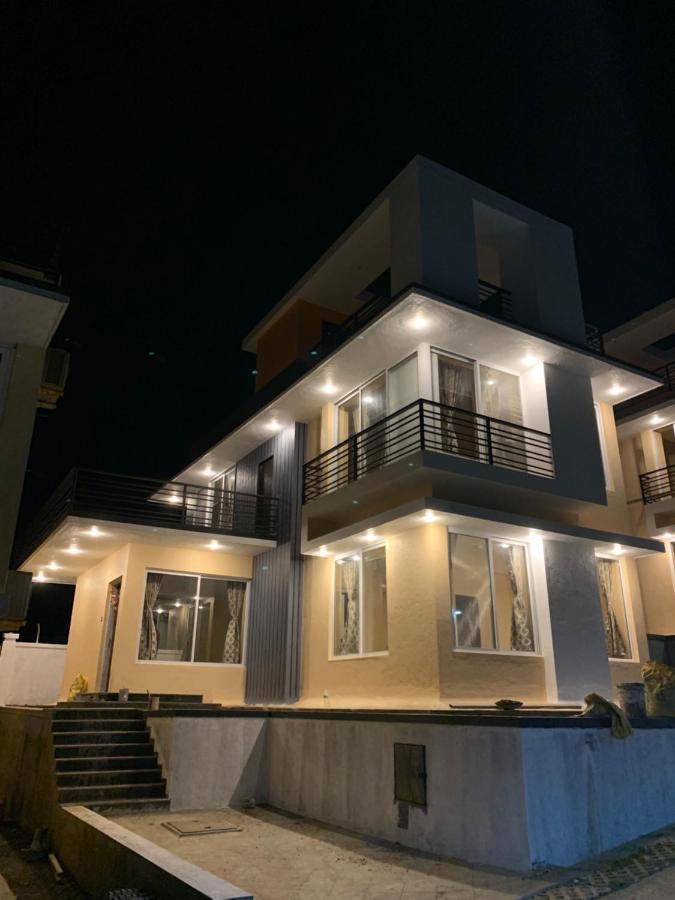 Royal Meadows - Igatpuri Bungalow B エクステリア 写真