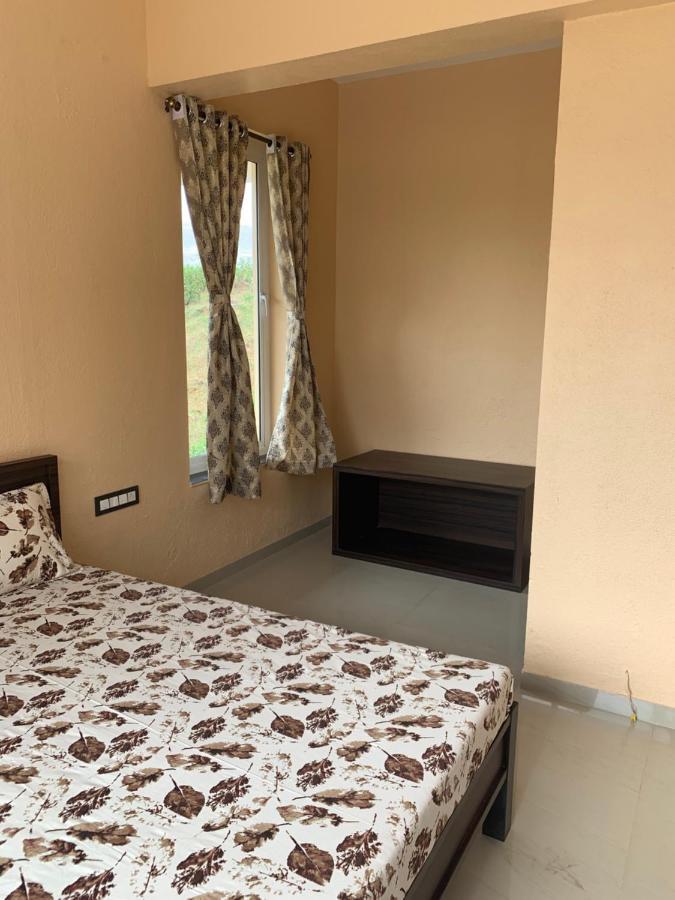 Royal Meadows - Igatpuri Bungalow B エクステリア 写真