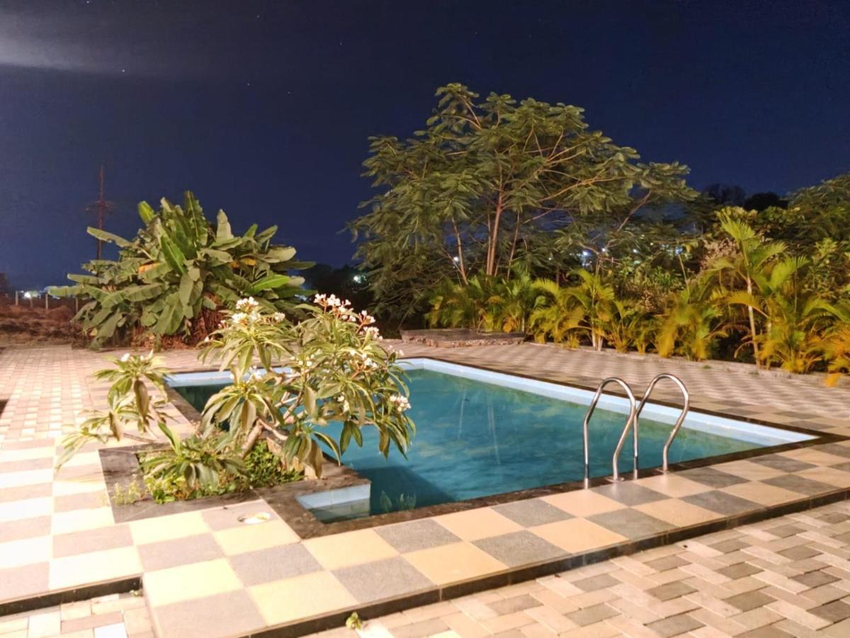 Royal Meadows - Igatpuri Bungalow B エクステリア 写真